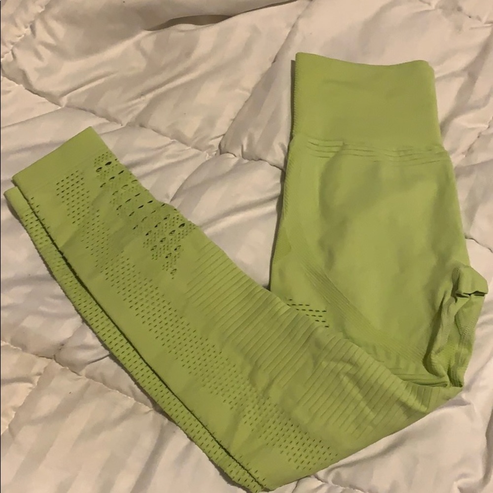 Athletic tights